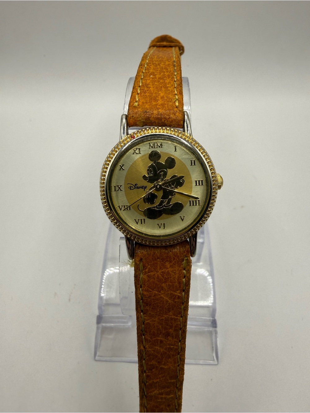Vintage Mickey Mouse Disney Seiko Women's Watch (New Battery) Brown Band MC0174 - Picture 2 of 11